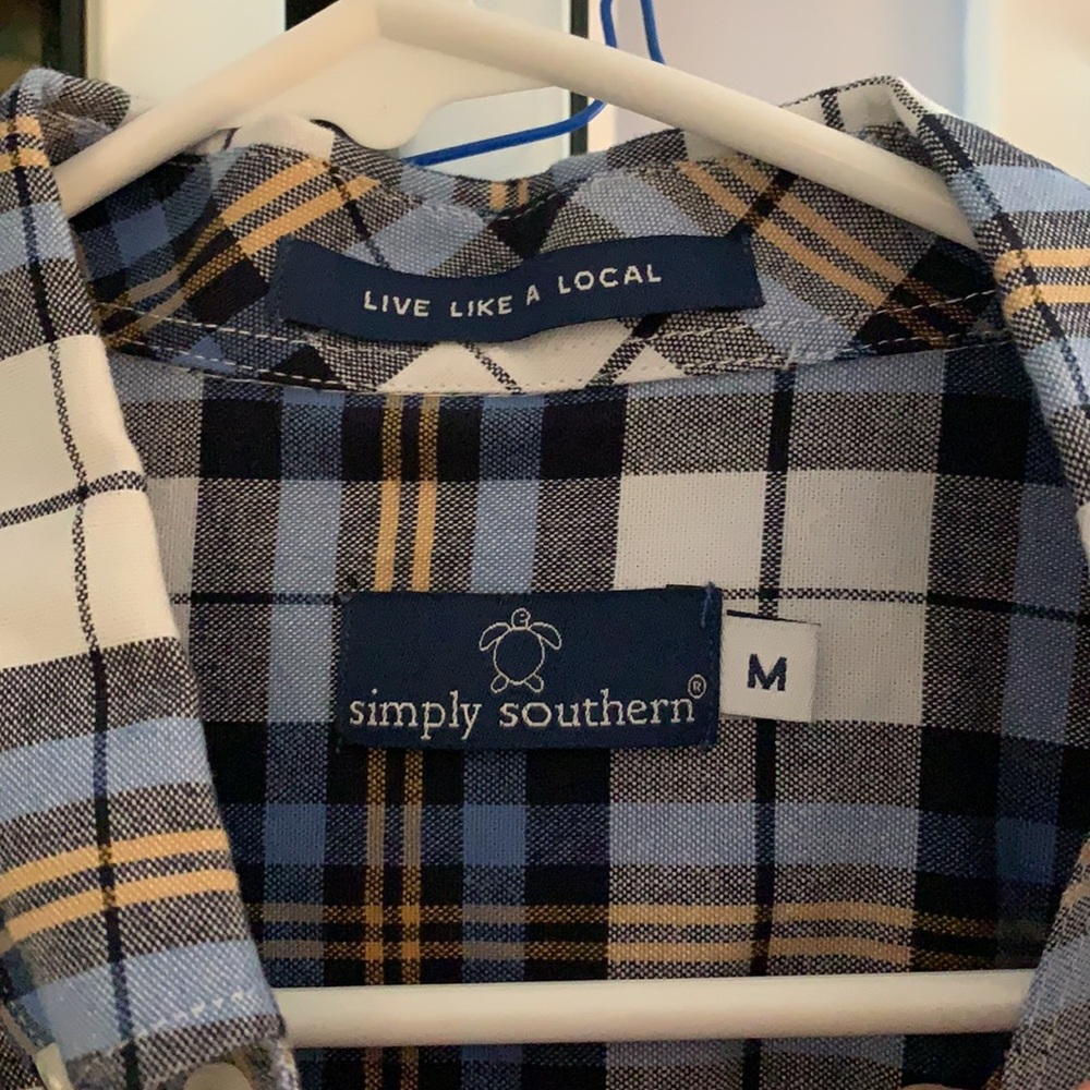 Simply Southern button down - Picture 2 of 5